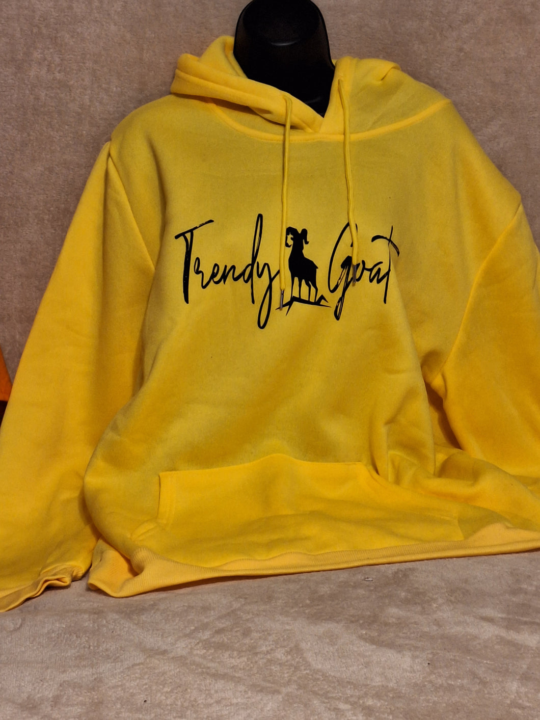 XXL yellow hoodie